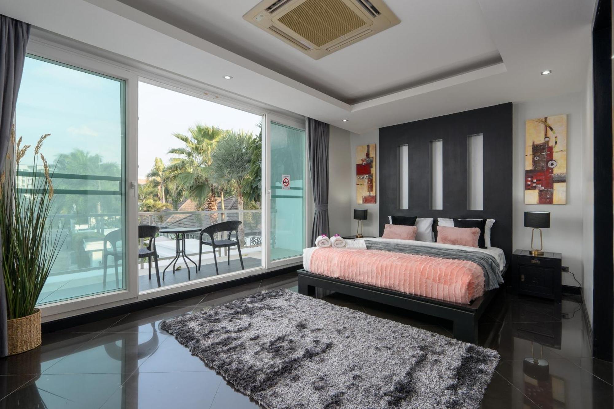 Villas In Pattaya Jomtien Beach Room photo